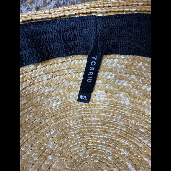 Torrid Woman Hat size M/L - Picture 8 of 9